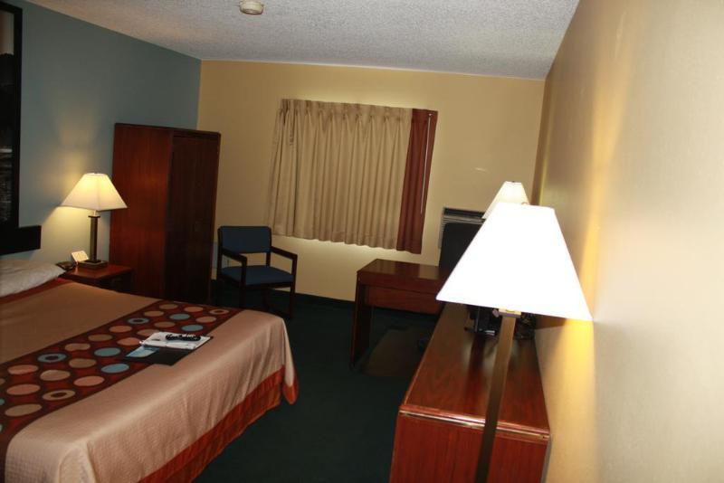 Super 8 by Wyndham Helena Motel Eksteriør billede